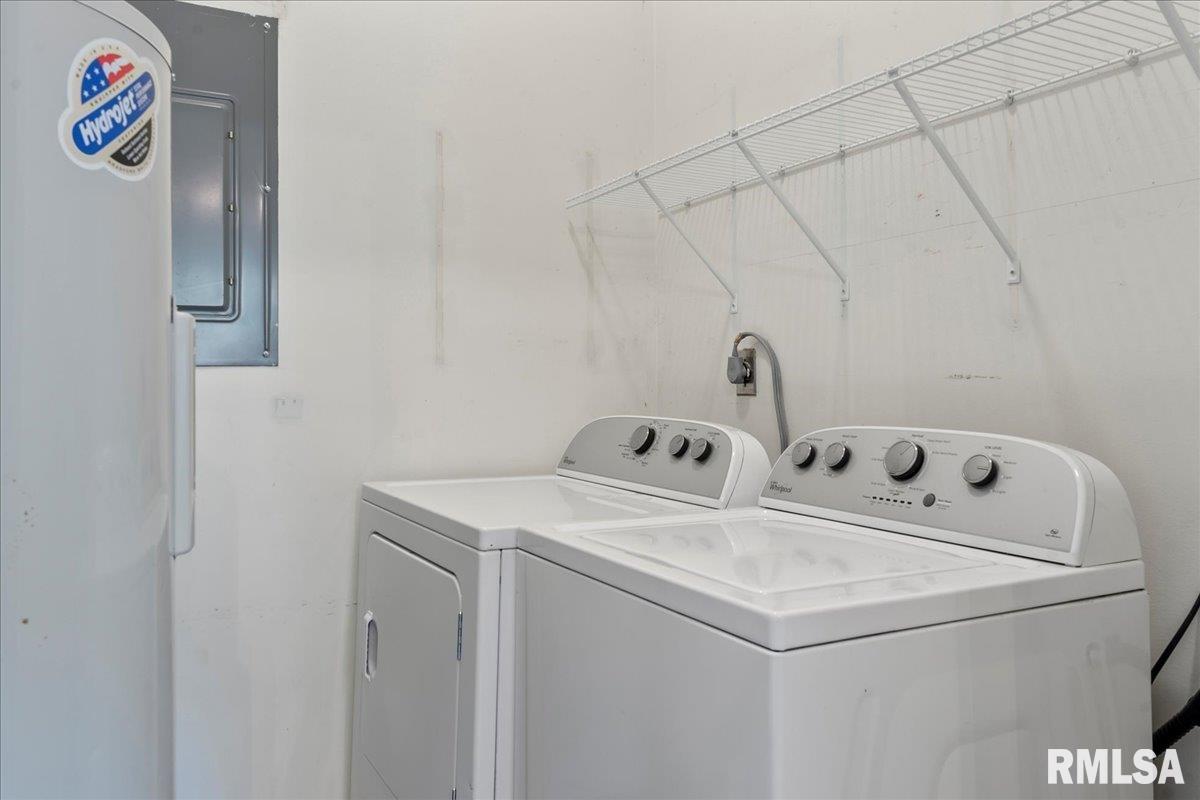 119 Springbrook Drive Springfield, IL 62702 - Photo 18 of 31