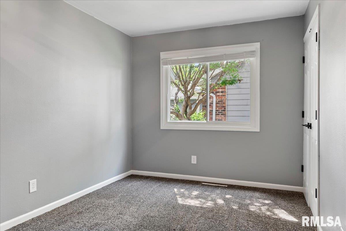 119 Springbrook Drive Springfield, IL 62702 - Photo 26 of 31