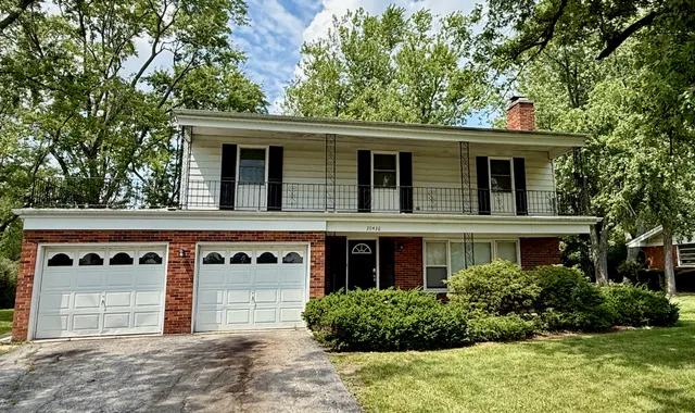 $315,000 | 20436 Arcadian Drive, Olympia Fields, IL 60461