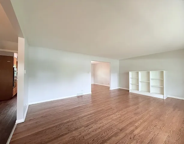 $315,000 | 20436 Arcadian Drive, Olympia Fields, IL 60461