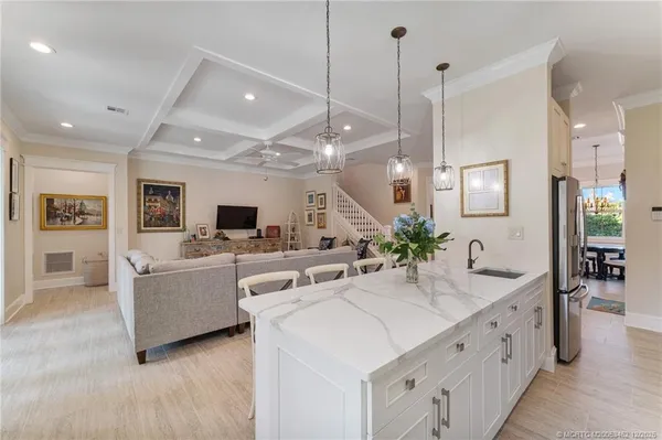 $1,690,000 | 1002 Southeast Riverside Drive, Stuart, FL 34996