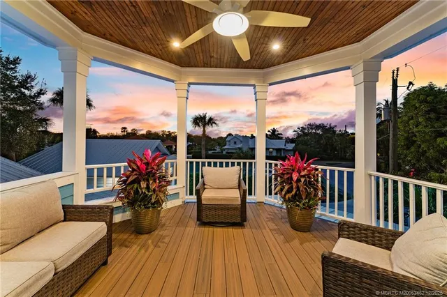 $1,725,000 | 1002 Southeast Riverside Drive, Stuart, FL 34996