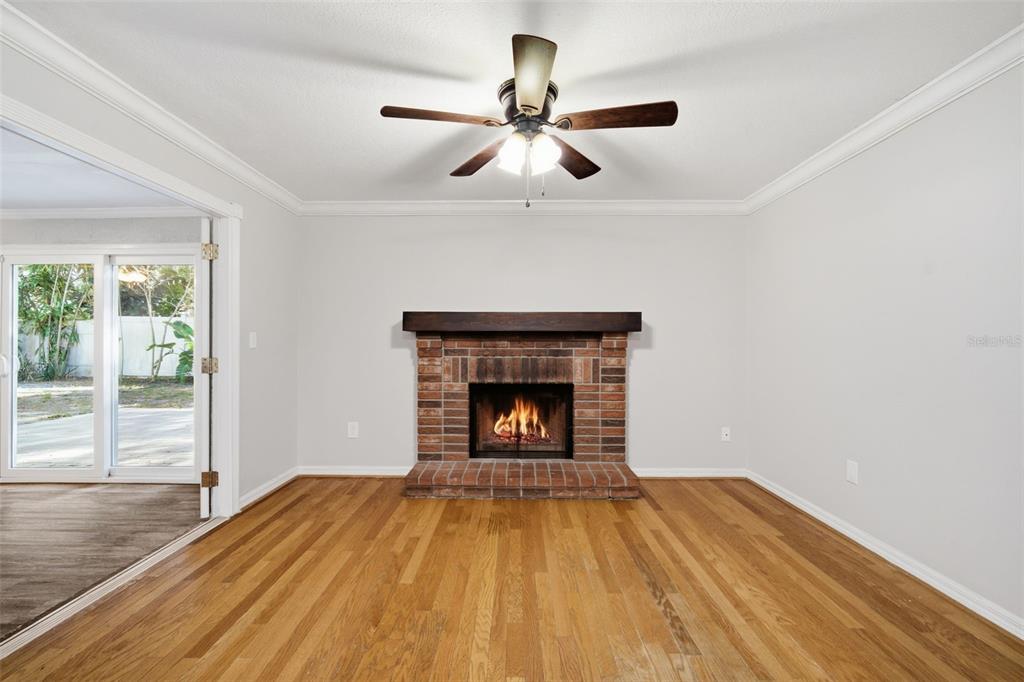 4107 Fallon Court Brandon, FL 33511 - Photo 8 of 60