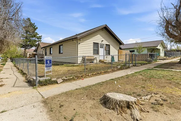 $189,900 | 740 West 10th Street, Casper, WY 82601