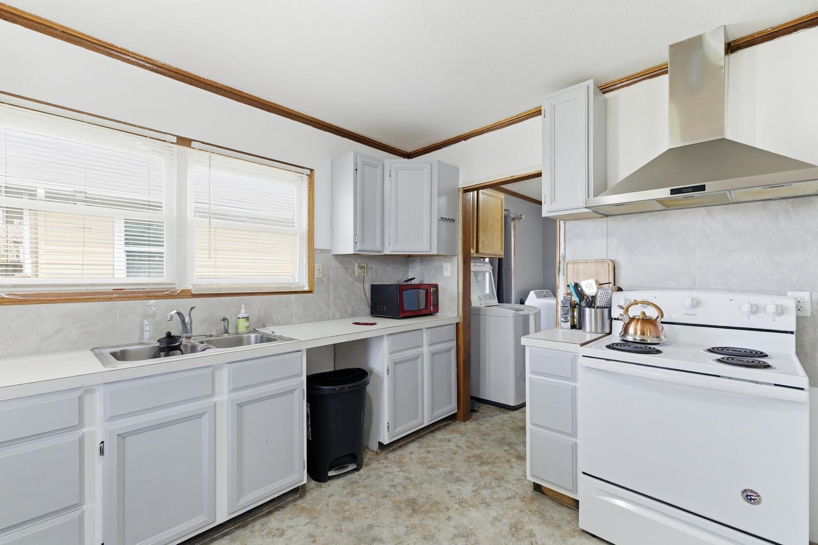 740 West 10th Street Casper, WY 82601 - Photo 12 of 22