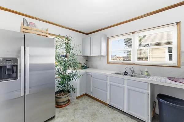 $189,900 | 740 West 10th Street, Casper, WY 82601