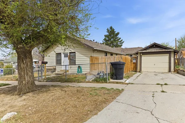 $189,900 | 740 West 10th Street, Casper, WY 82601