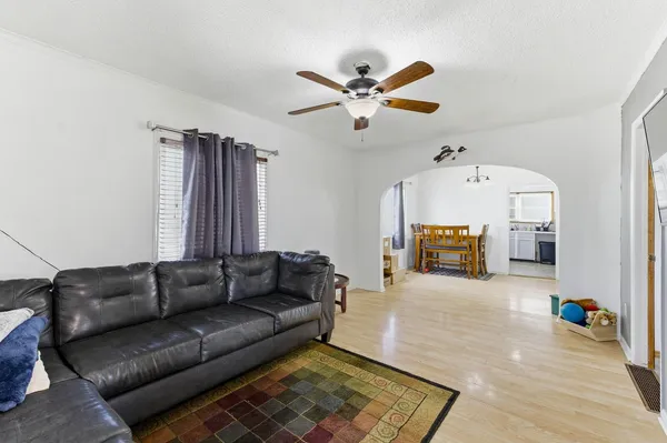 $189,900 | 740 West 10th Street, Casper, WY 82601