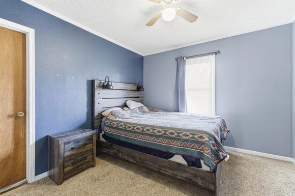 $189,900 | 740 West 10th Street, Casper, WY 82601