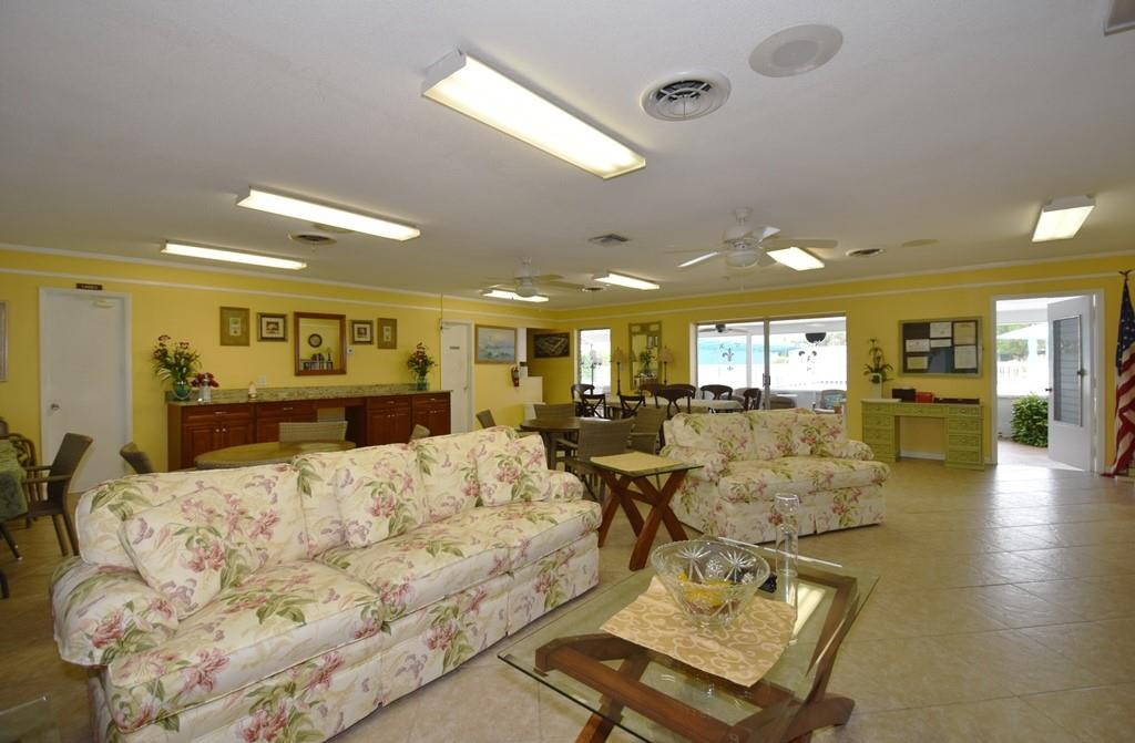 2161 Northeast 42nd Court, Unit 114 Lighthouse Point, FL 33064 - Photo 11 of 36 Photo 12