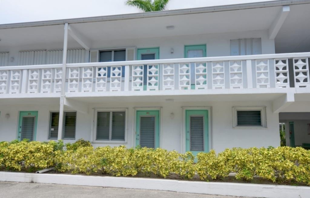 2161 Northeast 42nd Court, Unit 114 Lighthouse Point, FL 33064 - Photo 19 of 36 Photo 20