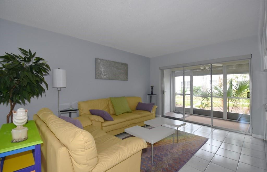 2161 Northeast 42nd Court, Unit 114 Lighthouse Point, FL 33064 - Photo 25 of 36 Photo 27