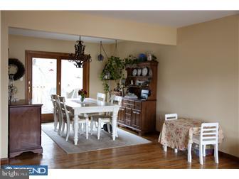 211 Ellisdale Road Chesterfield, NJ 08515 - Photo 1 of 11 Dining Room