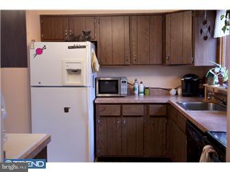211 Ellisdale Road Chesterfield, NJ 08515 - Photo 5 of 11 Kitchen