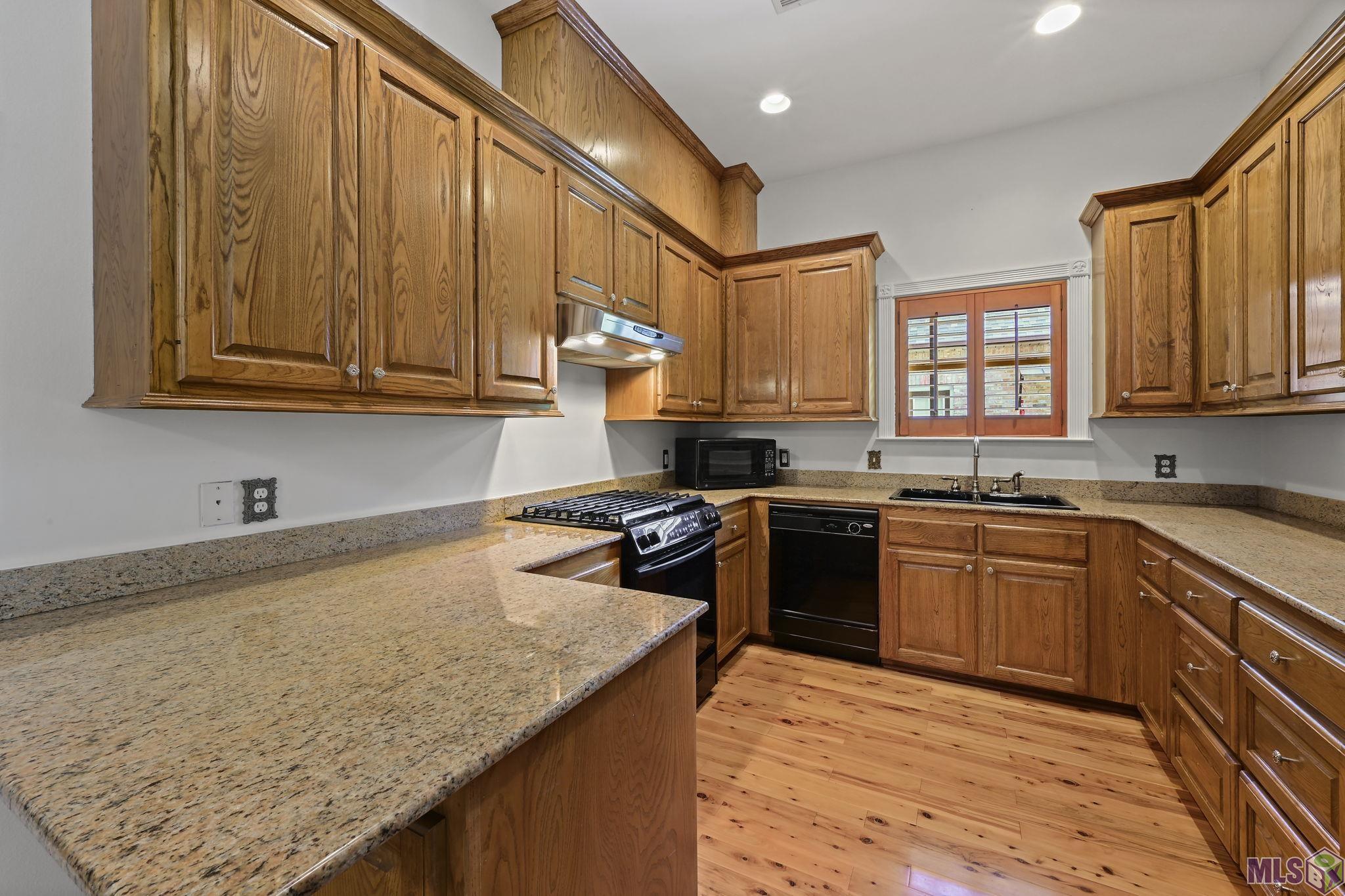 2817 Laurel Estates Court Baton Rouge, LA 70820 - Photo 12 of 39