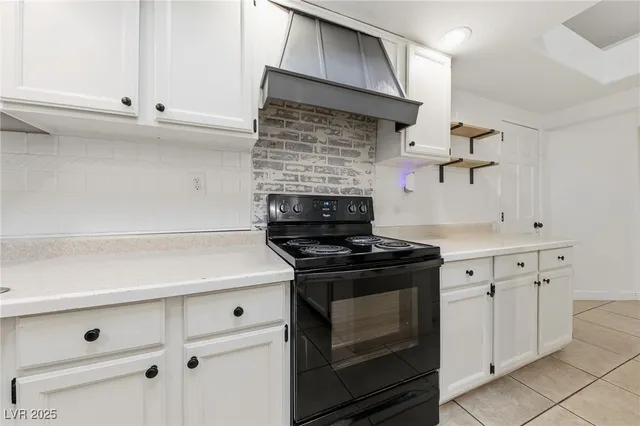 $949,000 | 1008 Santa Helena Avenue, Henderson, NV 89002