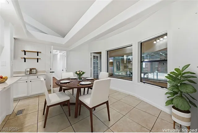 $949,000 | 1008 Santa Helena Avenue, Henderson, NV 89002