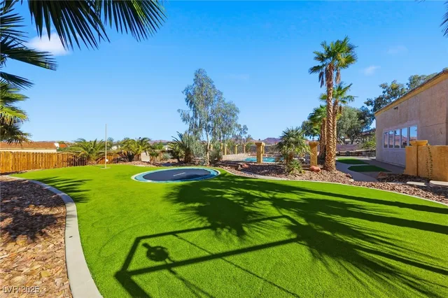 $949,000 | 1008 Santa Helena Avenue, Henderson, NV 89002