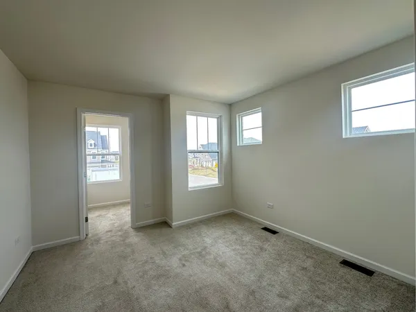 $3,300 | 2320 Horseshoe Circle, Naperville, IL 60564