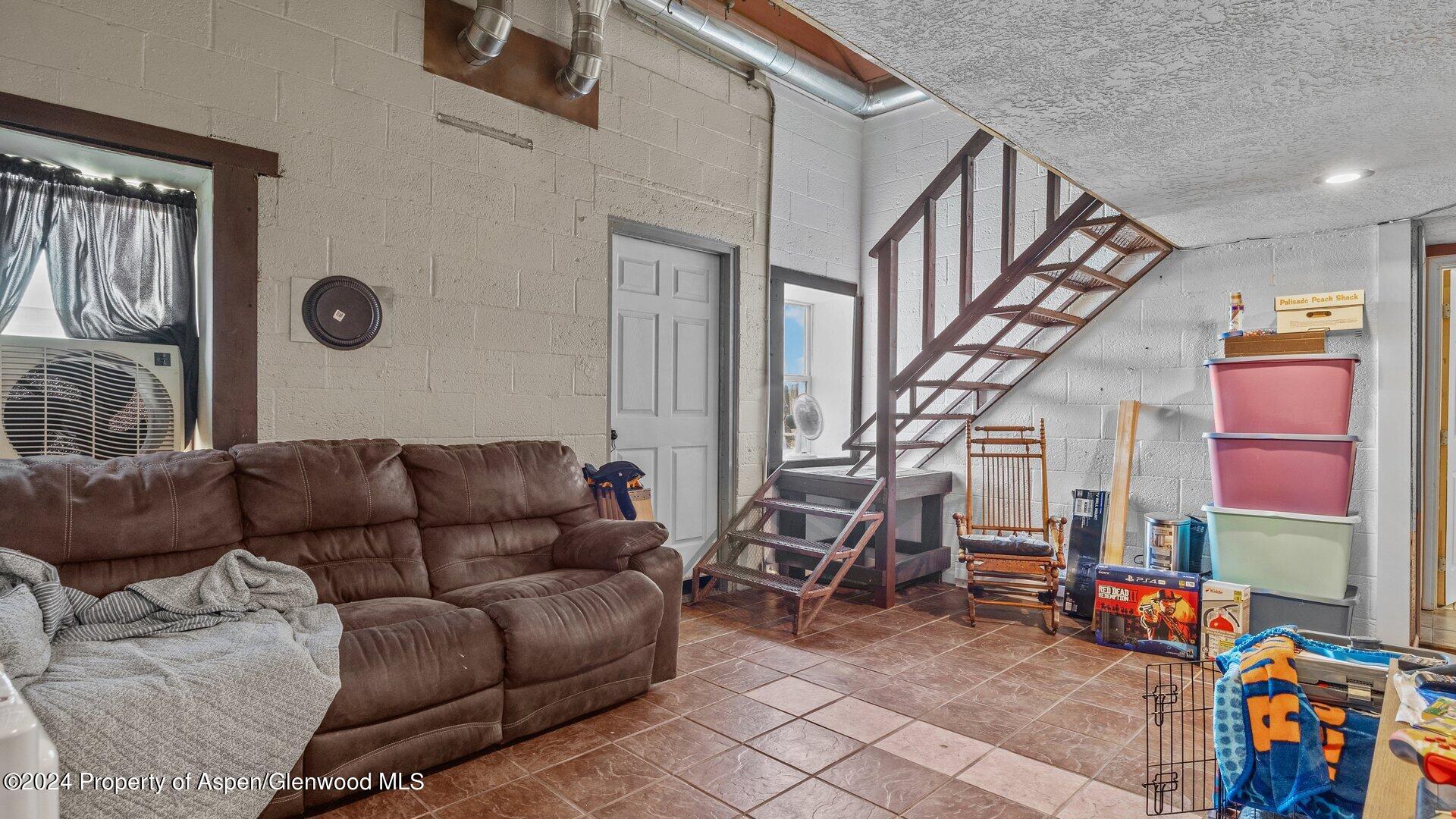 2050 45 Road De Beque, CO 81630 - Photo 6 of 14 2050 45 Rd-8