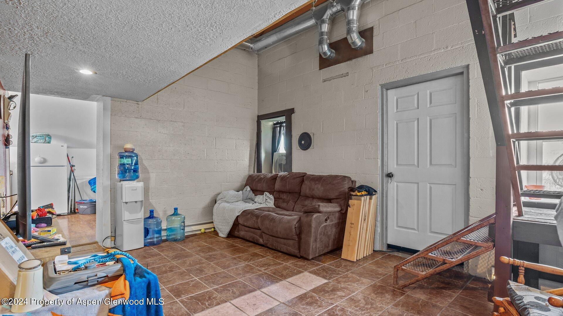 2050 45 Road De Beque, CO 81630 - Photo 7 of 14 2050 45 Rd-9