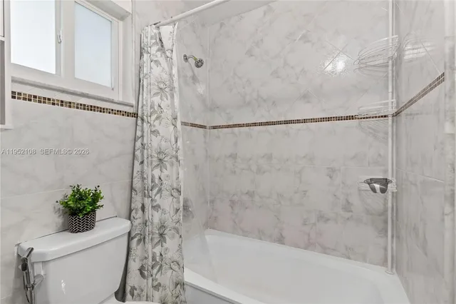 $590,000 | 6919 West 29th Way, Hialeah, FL 33018