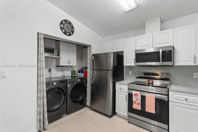 $590,000 | 6919 West 29th Way, Hialeah, FL 33018