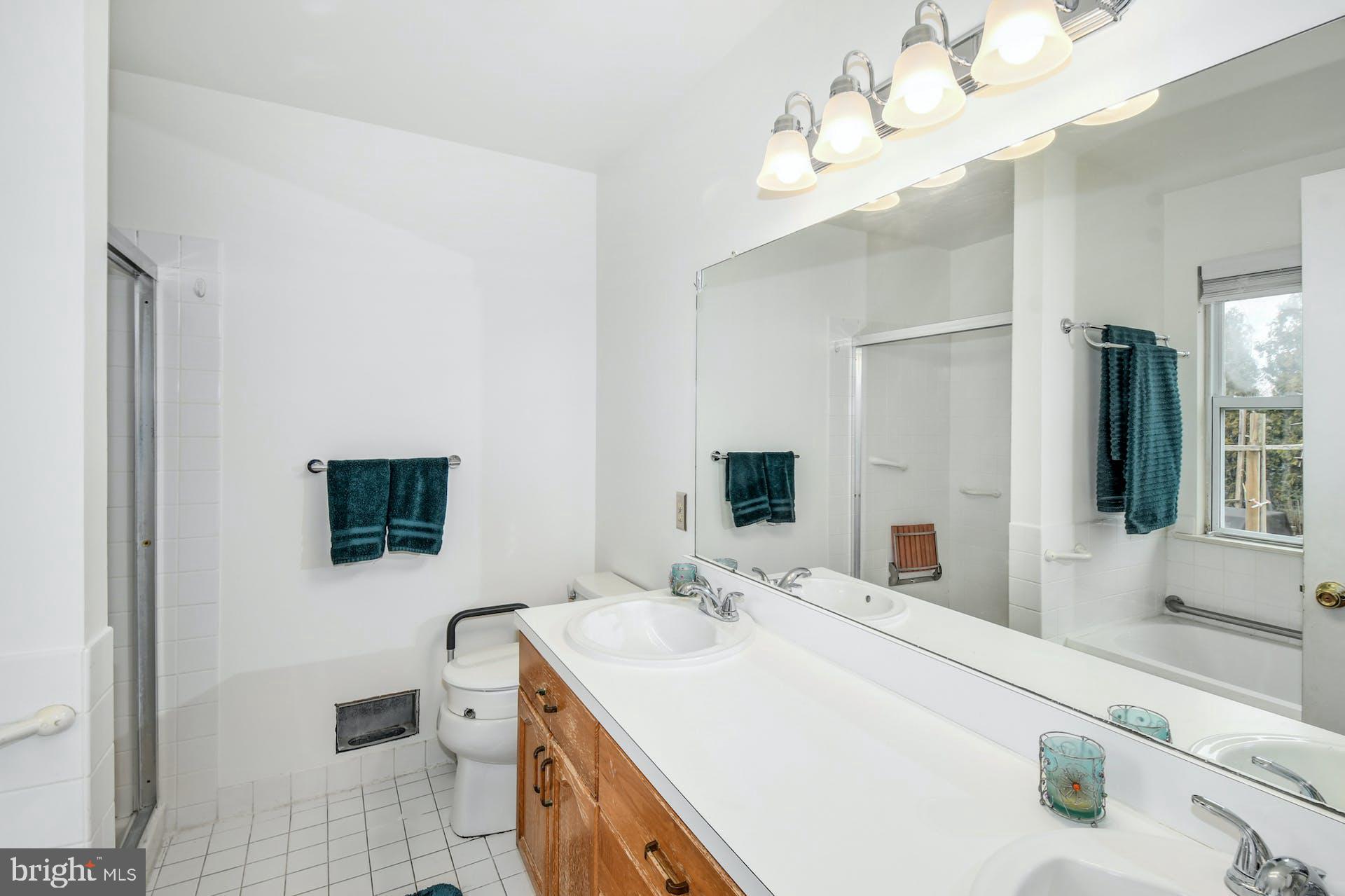 6013 German Road Pipersville, PA 18947 - Photo 13 of 30 Primary Bath