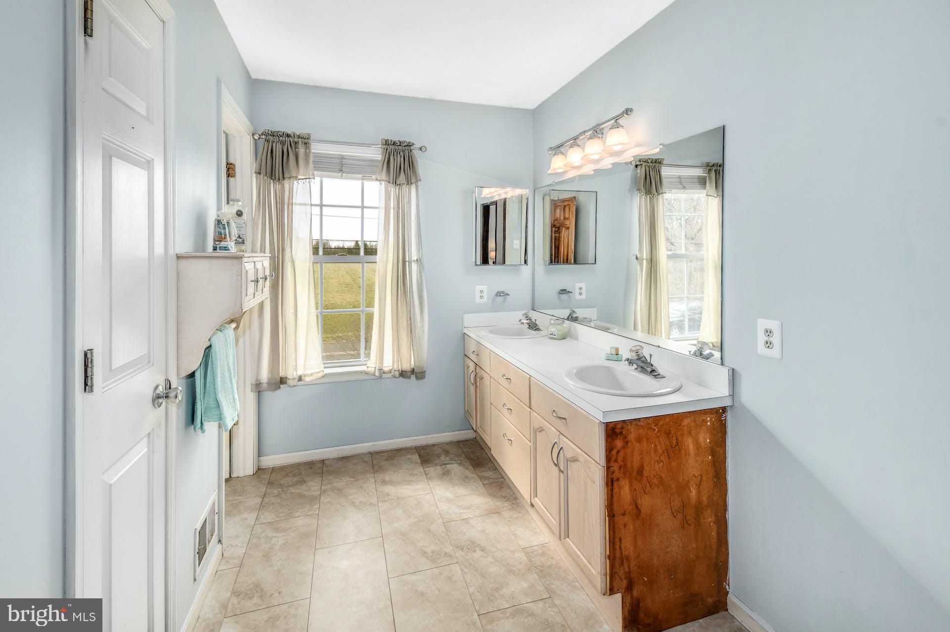 6013 German Road Pipersville, PA 18947 - Photo 17 of 30 Upstairs Bath