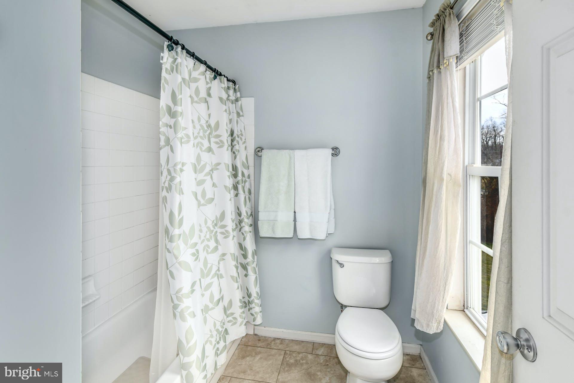 6013 German Road Pipersville, PA 18947 - Photo 18 of 30 Upstairs Bath