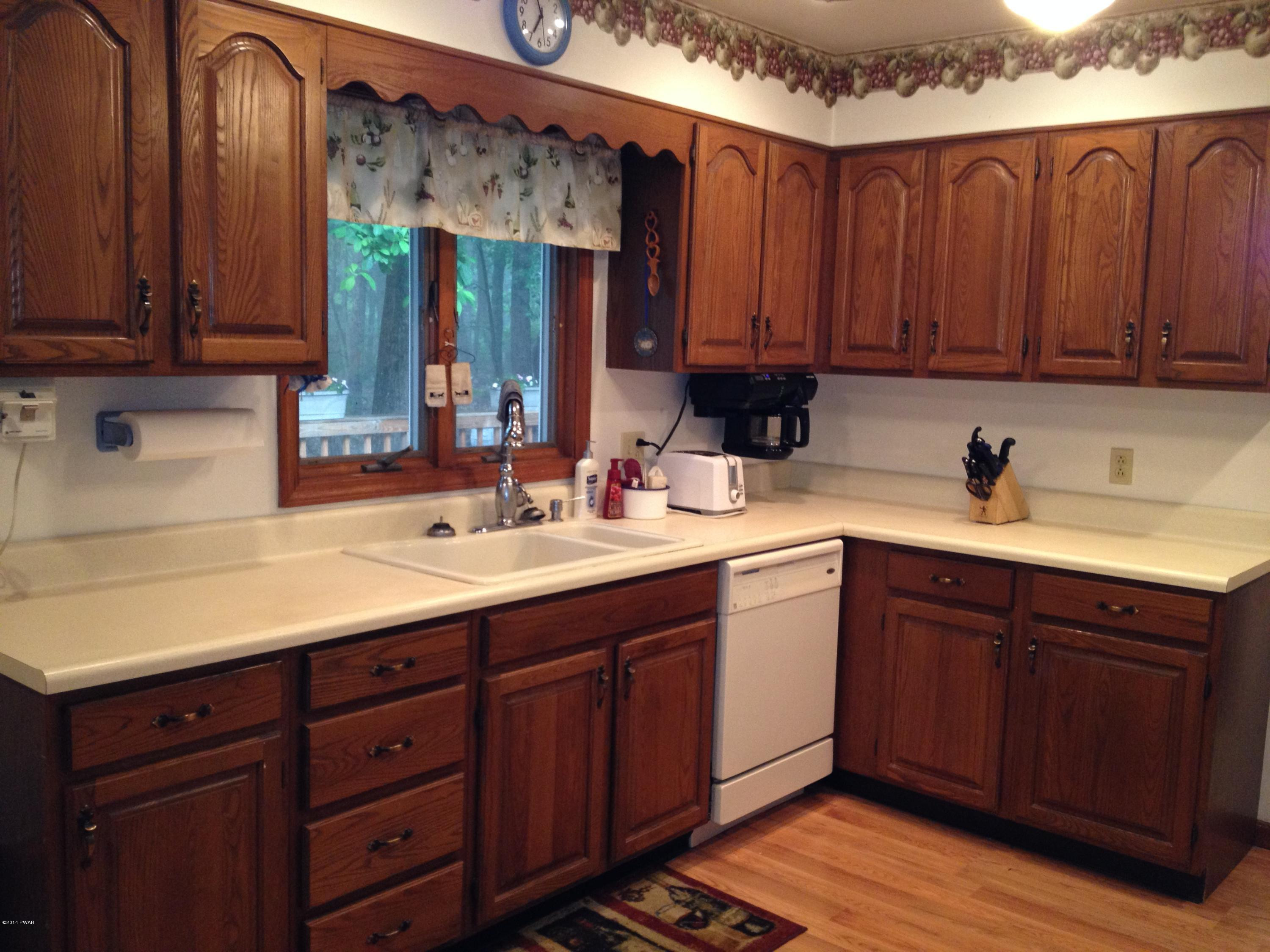 120 Walker Lake Road Shohola, PA 18458 - Photo 6 of 34 Gallery Image 6