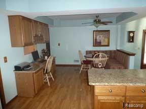 20463 Coachwood Road Riverview, MI 48193 - Photo 13 of 44 7.jpg