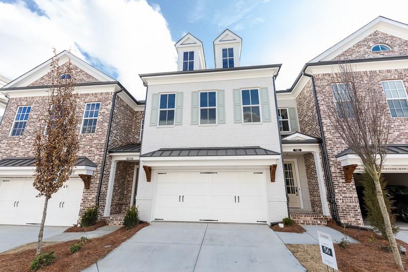 Ellington featuring a D elevation