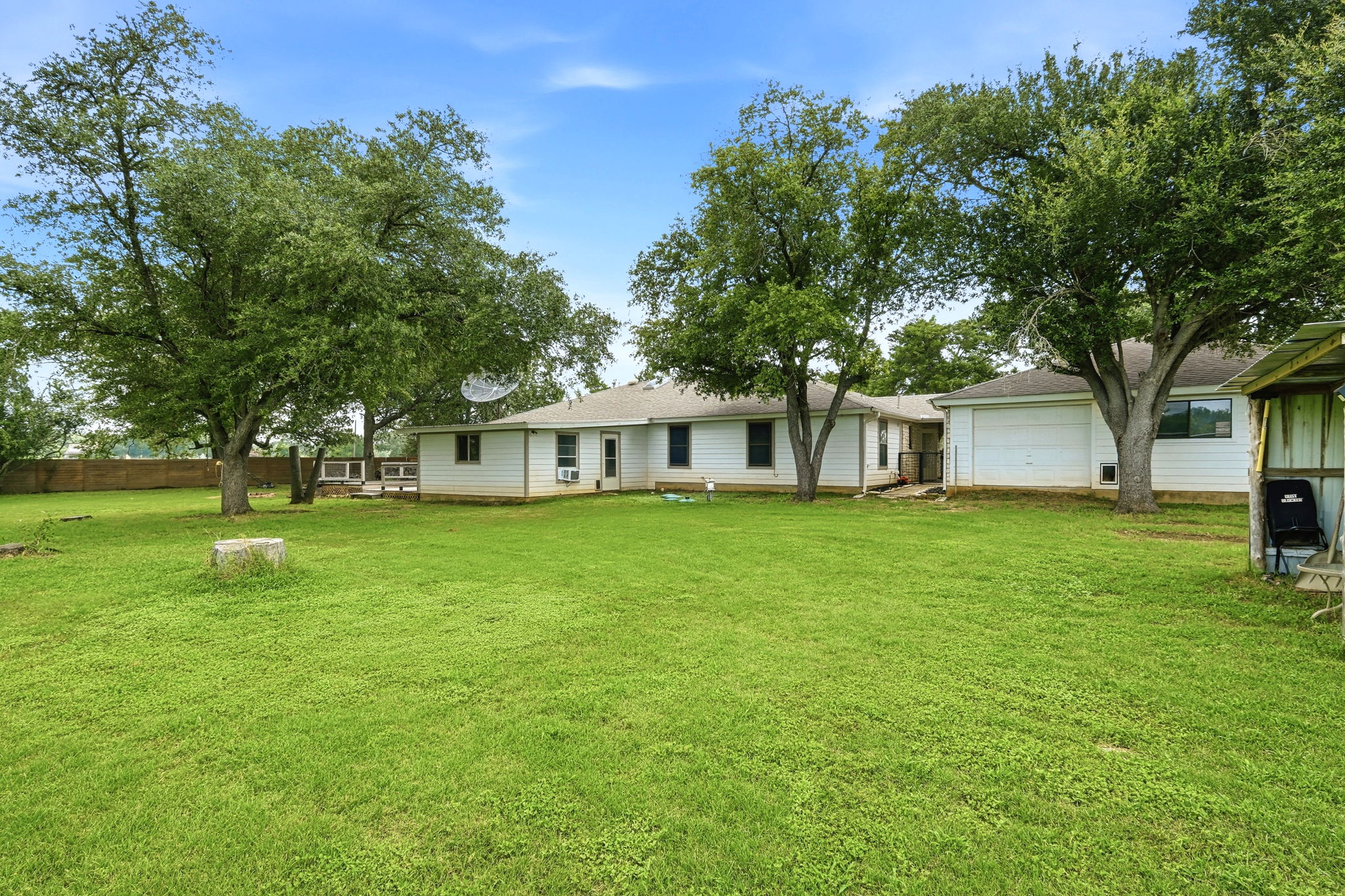 900 County Road 474 Elgin, TX 78621 - Photo 33 of 36