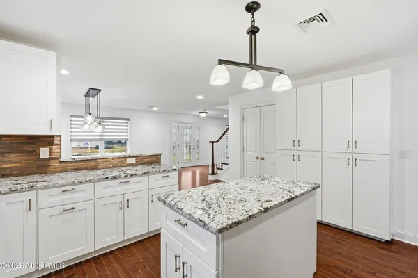 $1,999,000 | 232 Woodcrest Road, Oakhurst, NJ 07755