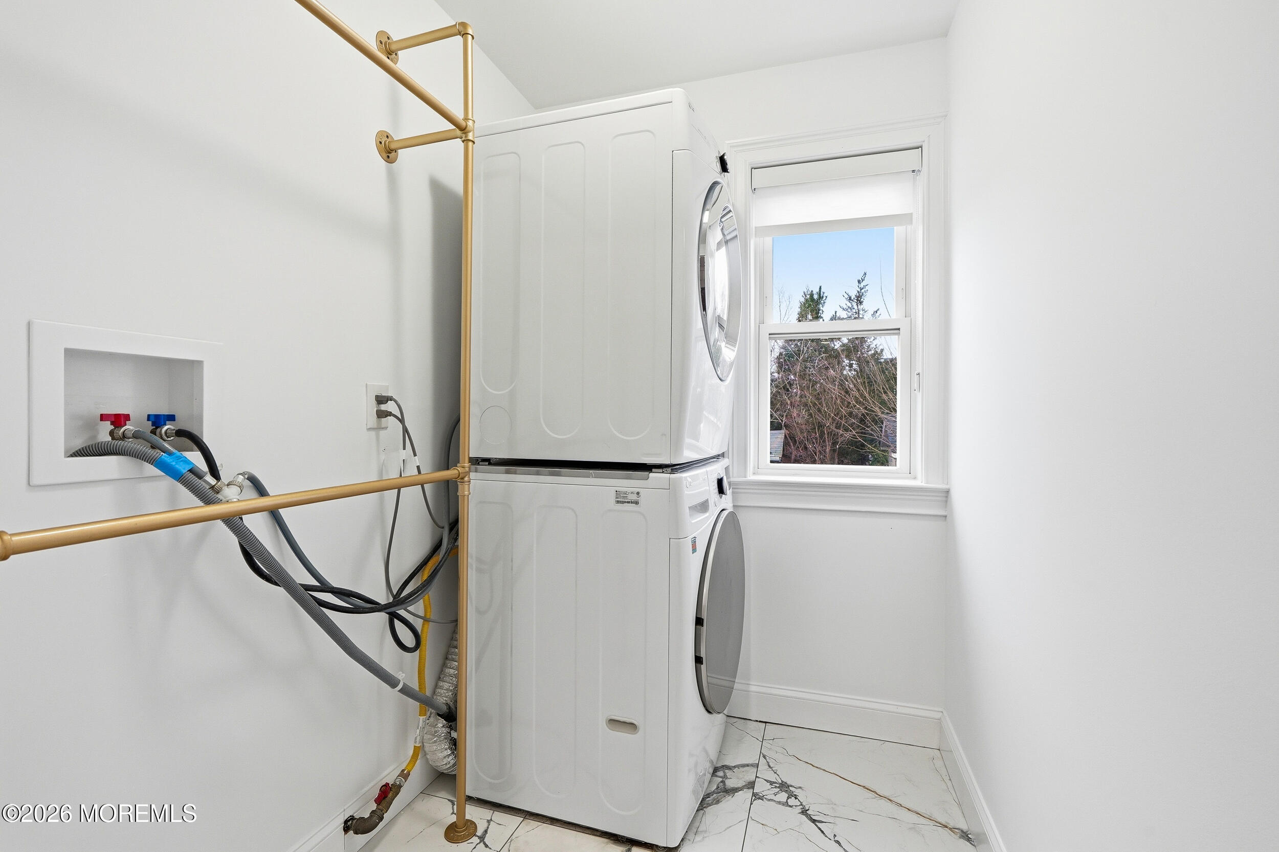 232 Woodcrest Road Oakhurst, NJ 07755 - Photo 31 of 49 029