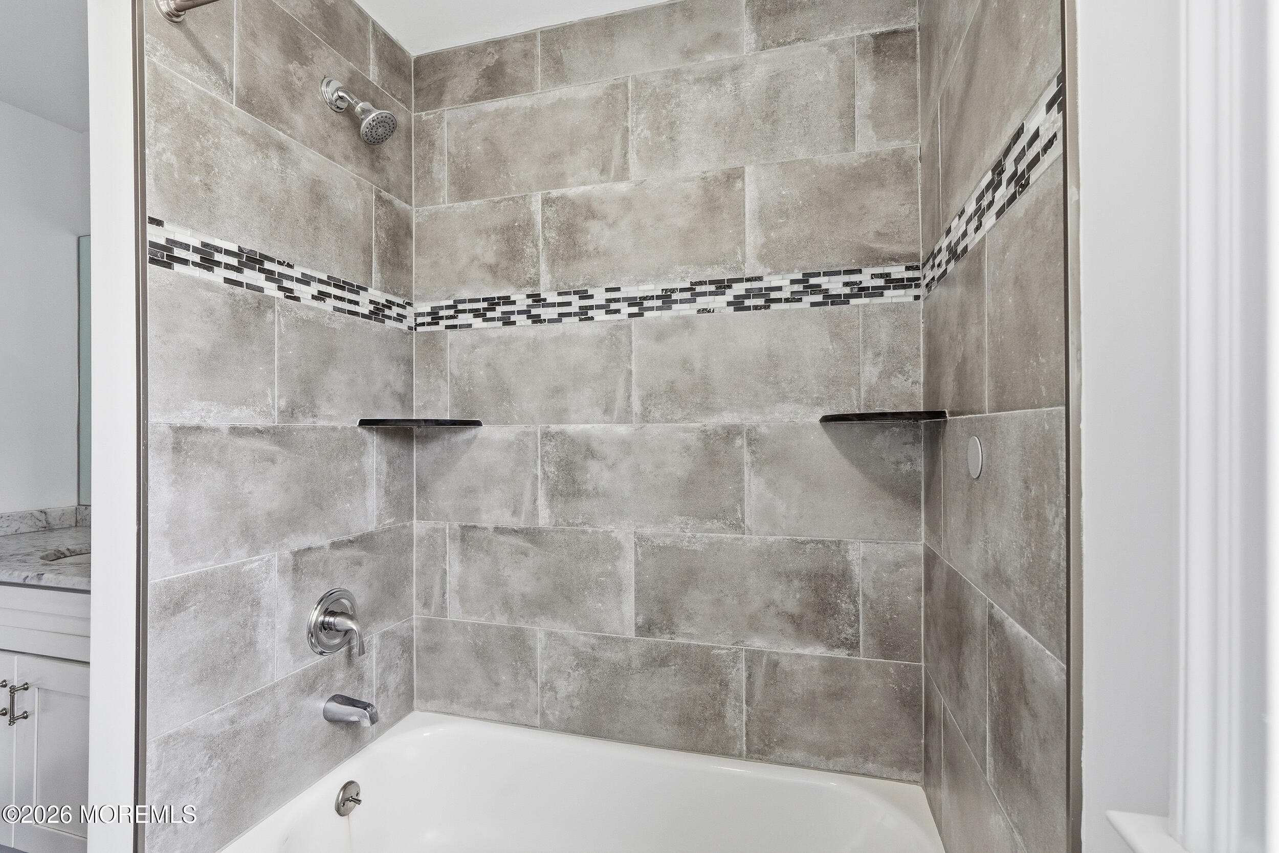 232 Woodcrest Road Oakhurst, NJ 07755 - Photo 32 of 49 031