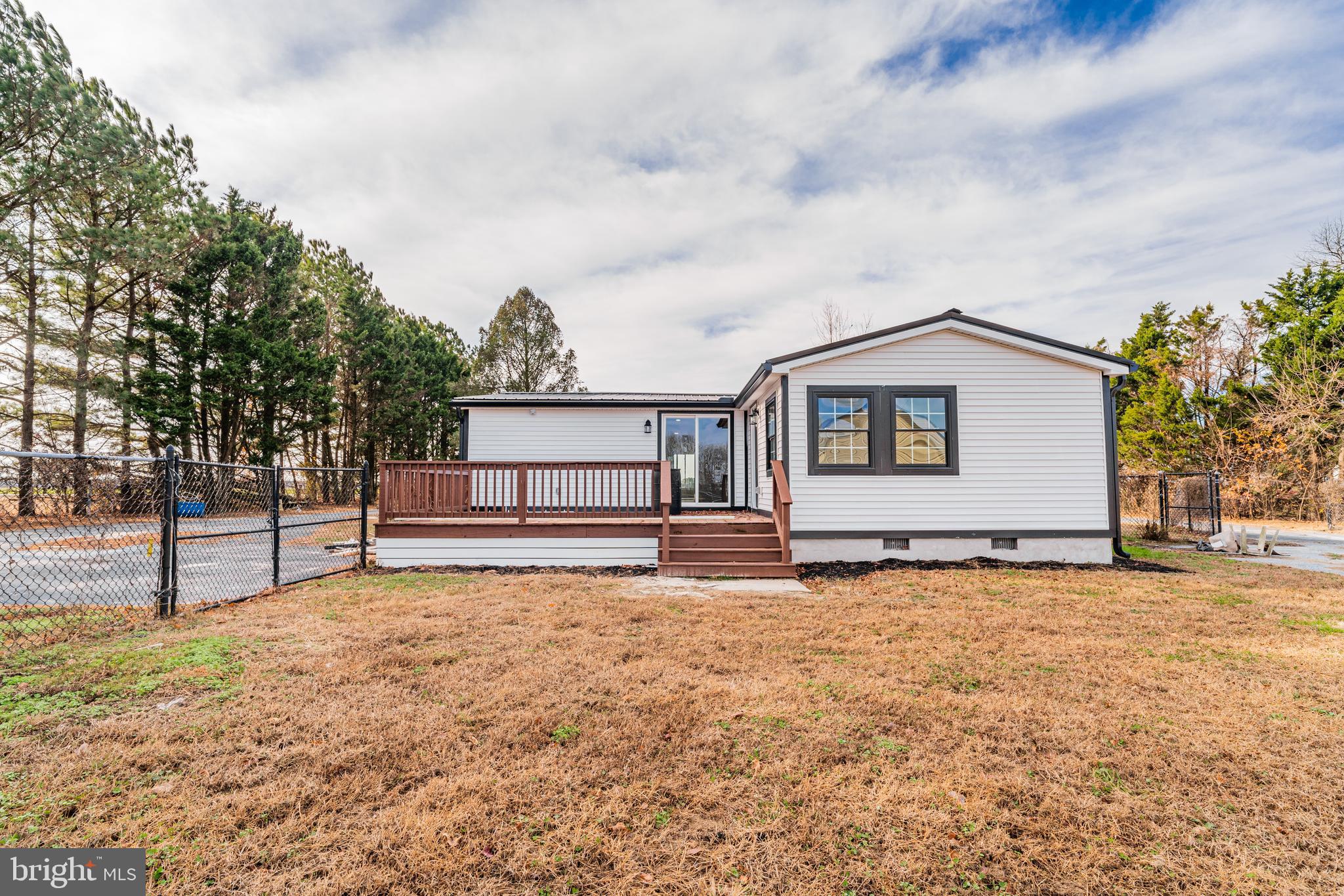 32901 Mt Pleasant Road Laurel, DE 19956 - Photo 2 of 25