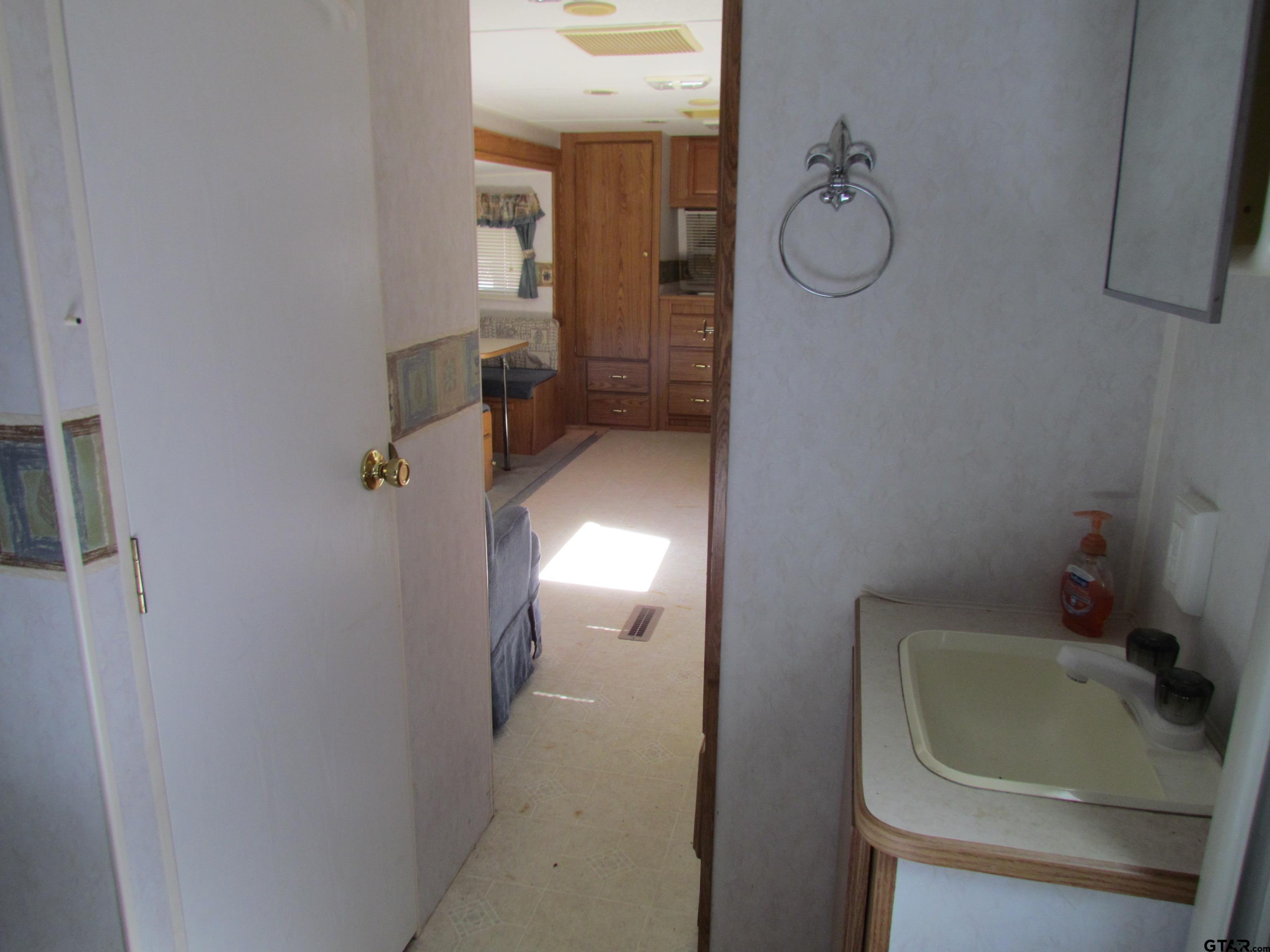 5809 Yantis Tx 75497 Yantis, TX 75497 - Photo 9 of 14