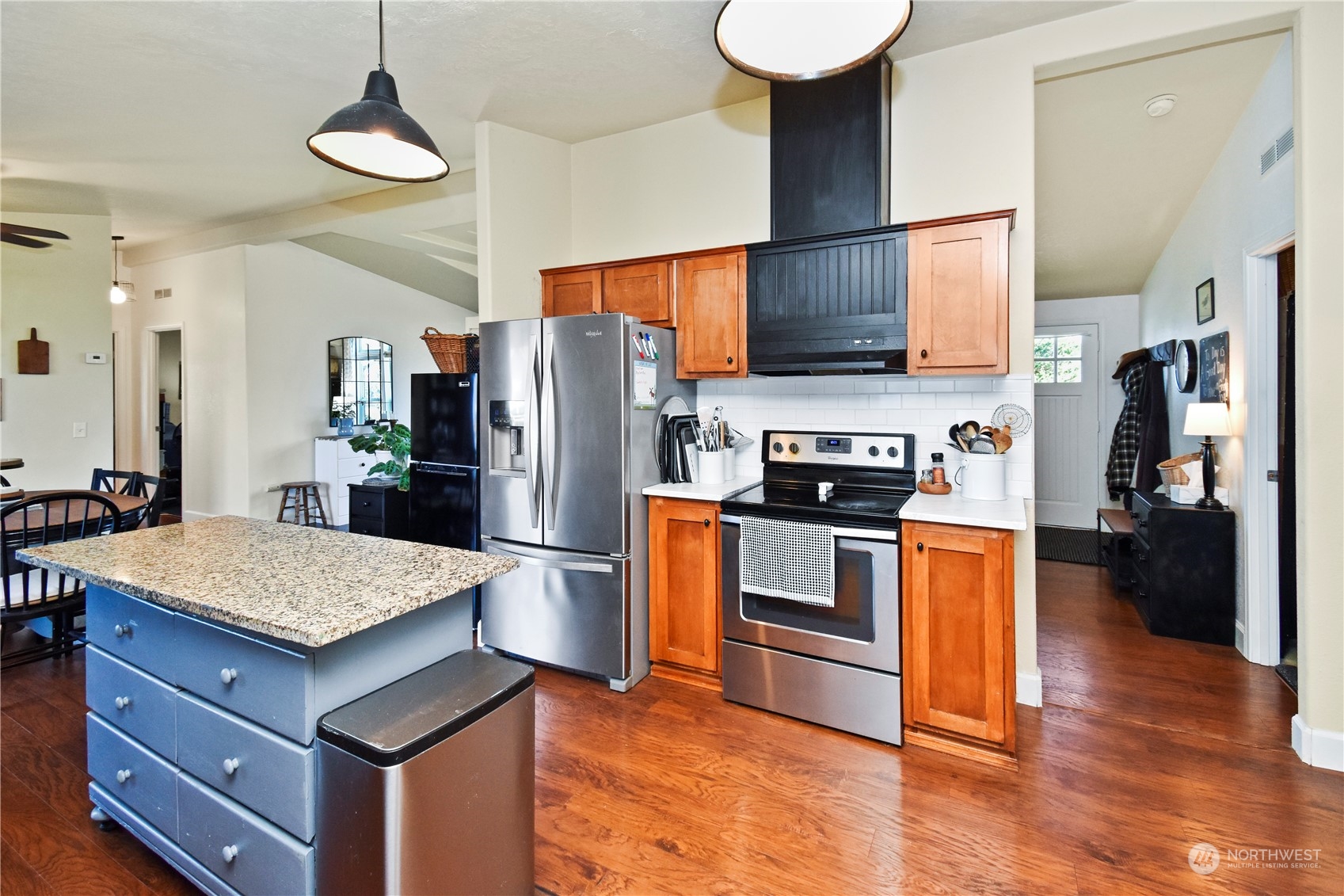 14206 Avon Allen Road Mount Vernon, WA 98273 - Photo 24 of 40 Gallery Image 24
