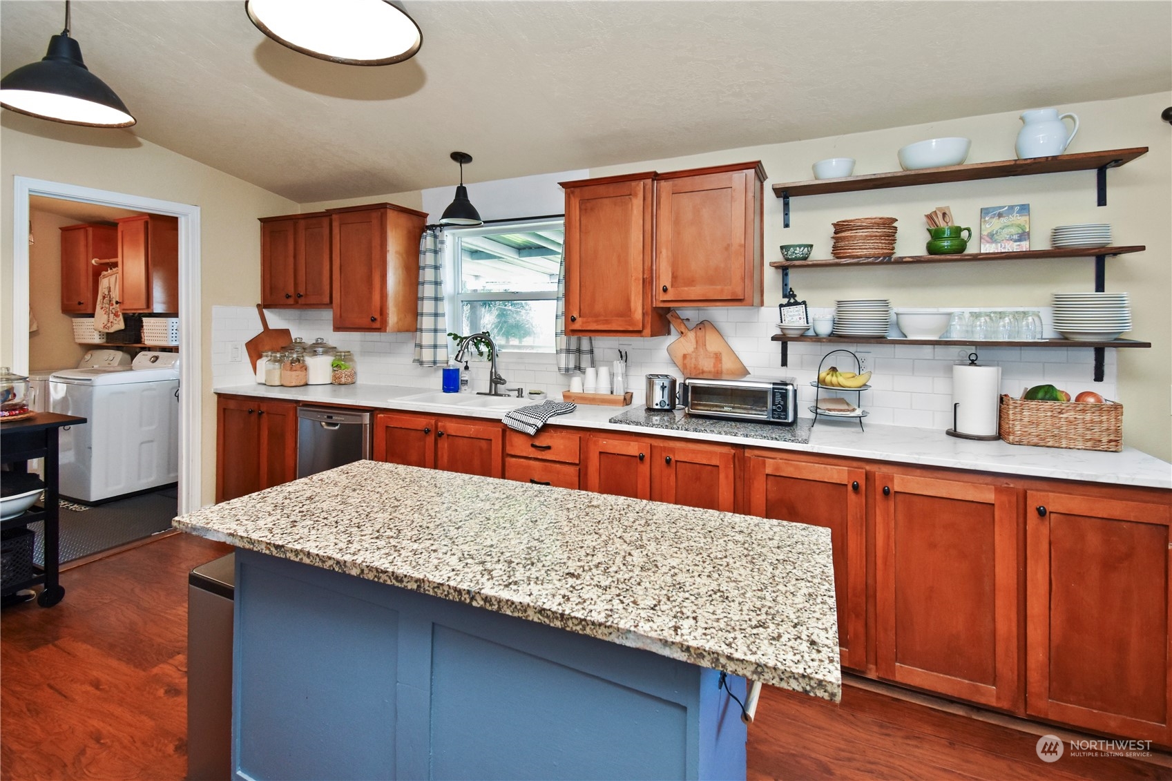 14206 Avon Allen Road Mount Vernon, WA 98273 - Photo 25 of 40 Gallery Image 25