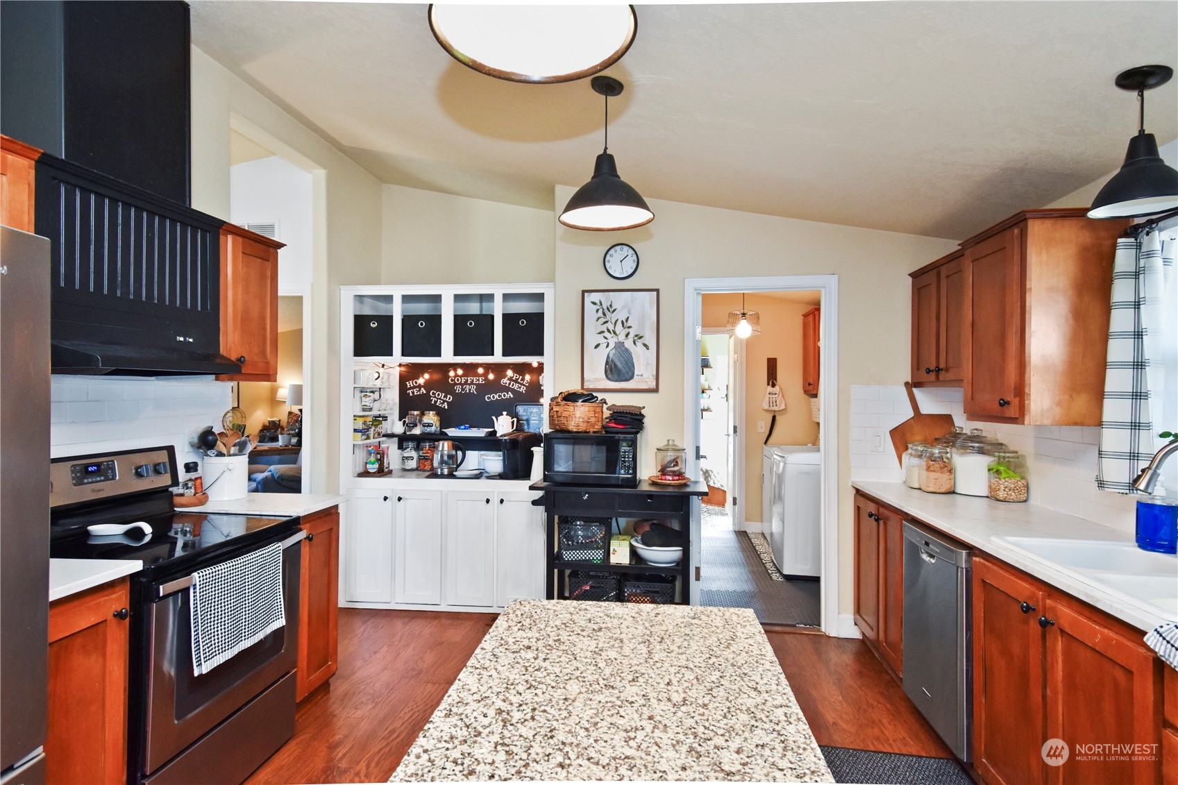 14206 Avon Allen Road Mount Vernon, WA 98273 - Photo 26 of 40 Gallery Image 26