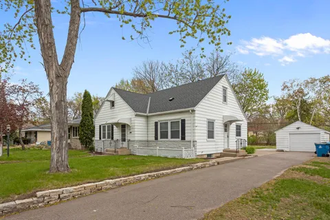 $409,900 | 4140 Yates Avenue North, Robbinsdale, MN 55422