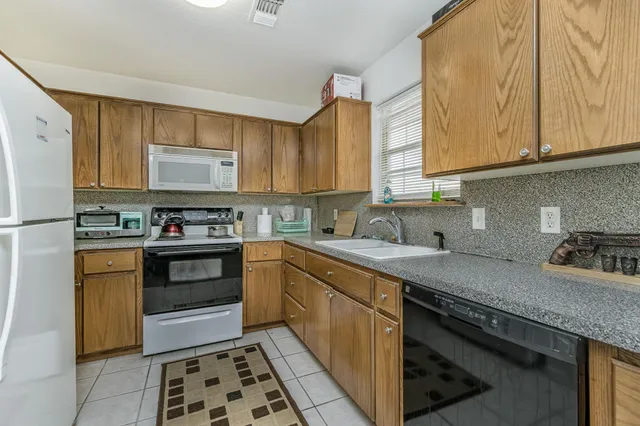 $227,000 | 1803 Southeast 36th Avenue, Amarillo, TX 79118