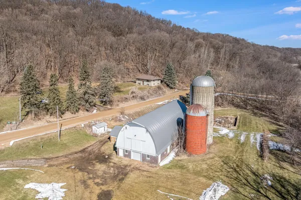 $389,000 | 48050 Belgrade Township 193, St. Peter, MN 56082