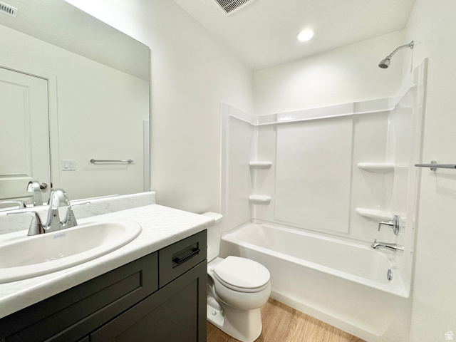 1650 North Main Street Layton, UT 84041 - Photo 14 of 24 Bathroom