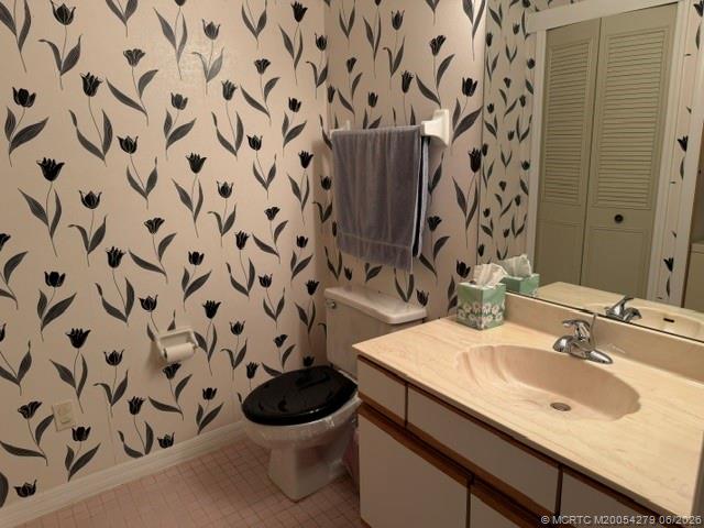 80 Southwest Blackburn Terrace, Unit 3 Stuart, FL 34997 - Photo 20 of 57 Half Bath