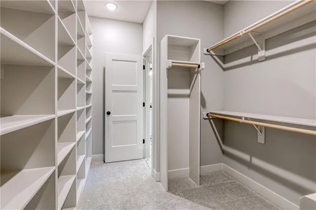 $885,000 | 4145 Lk Shr Drive, Basehor, KS 66007