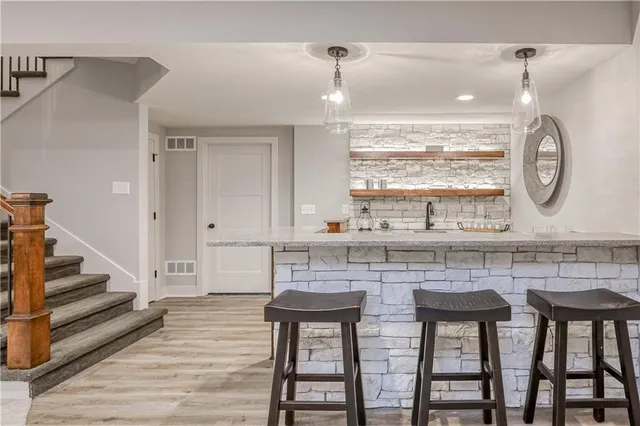 $885,000 | 4145 Lk Shr Drive, Basehor, KS 66007