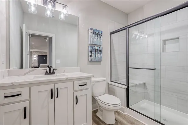 $885,000 | 4145 Lk Shr Drive, Basehor, KS 66007